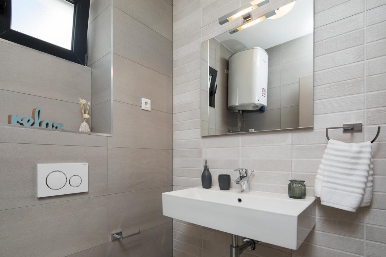 Villa Four Brothers - Middle Floor Podstrana Bagian luar foto